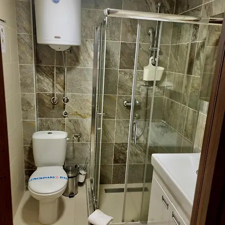 Apartment Apartman Kutija